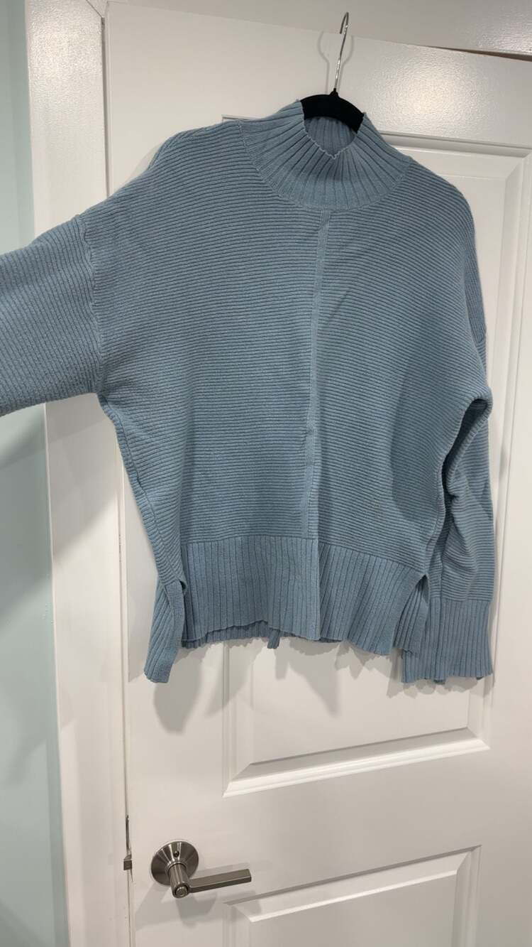 Cyrus Blue Ribbed Mock Neck Knit Sweater with Split Cuffs Size XL